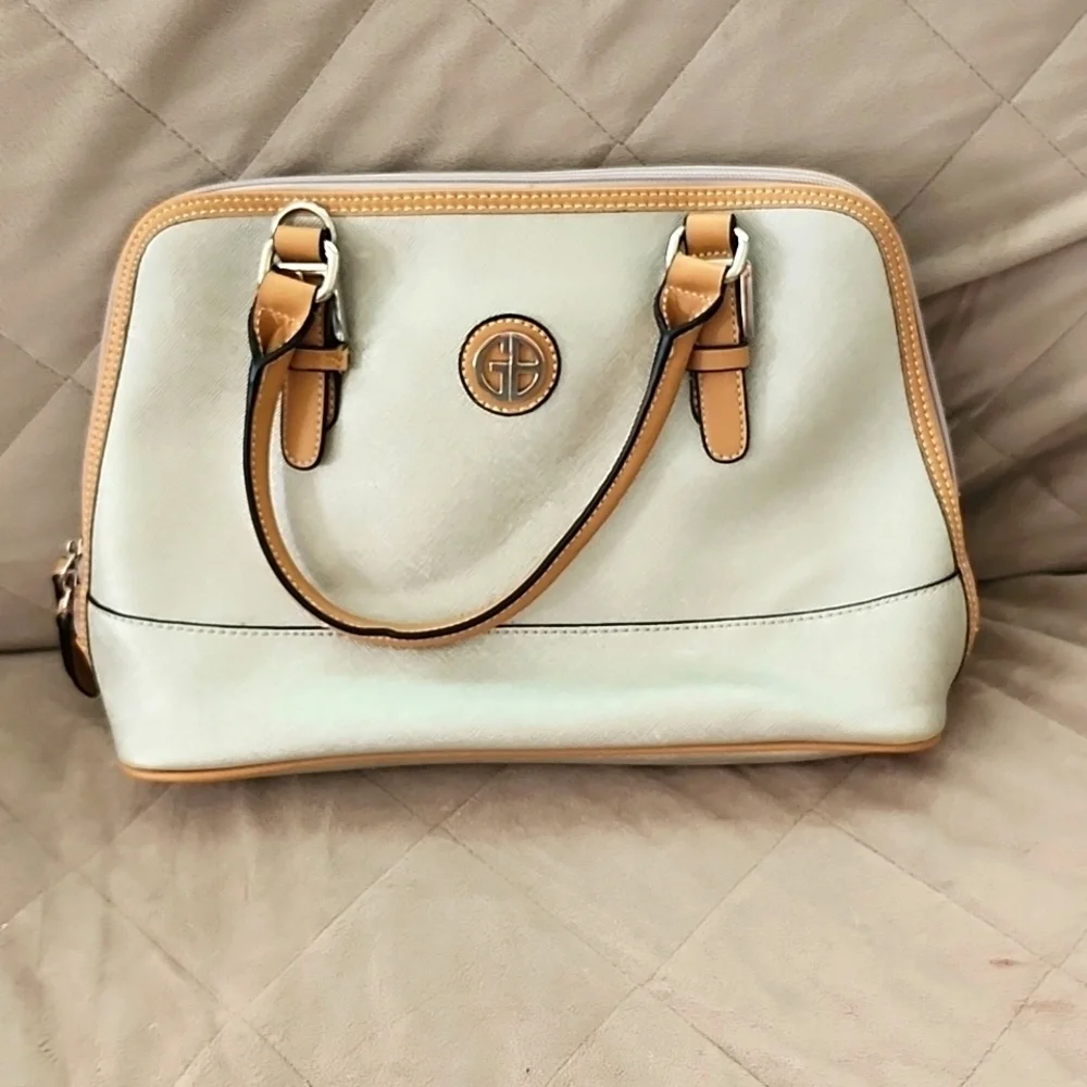 Giani Bernini satchel bag double straps neutral faux leather full zip
